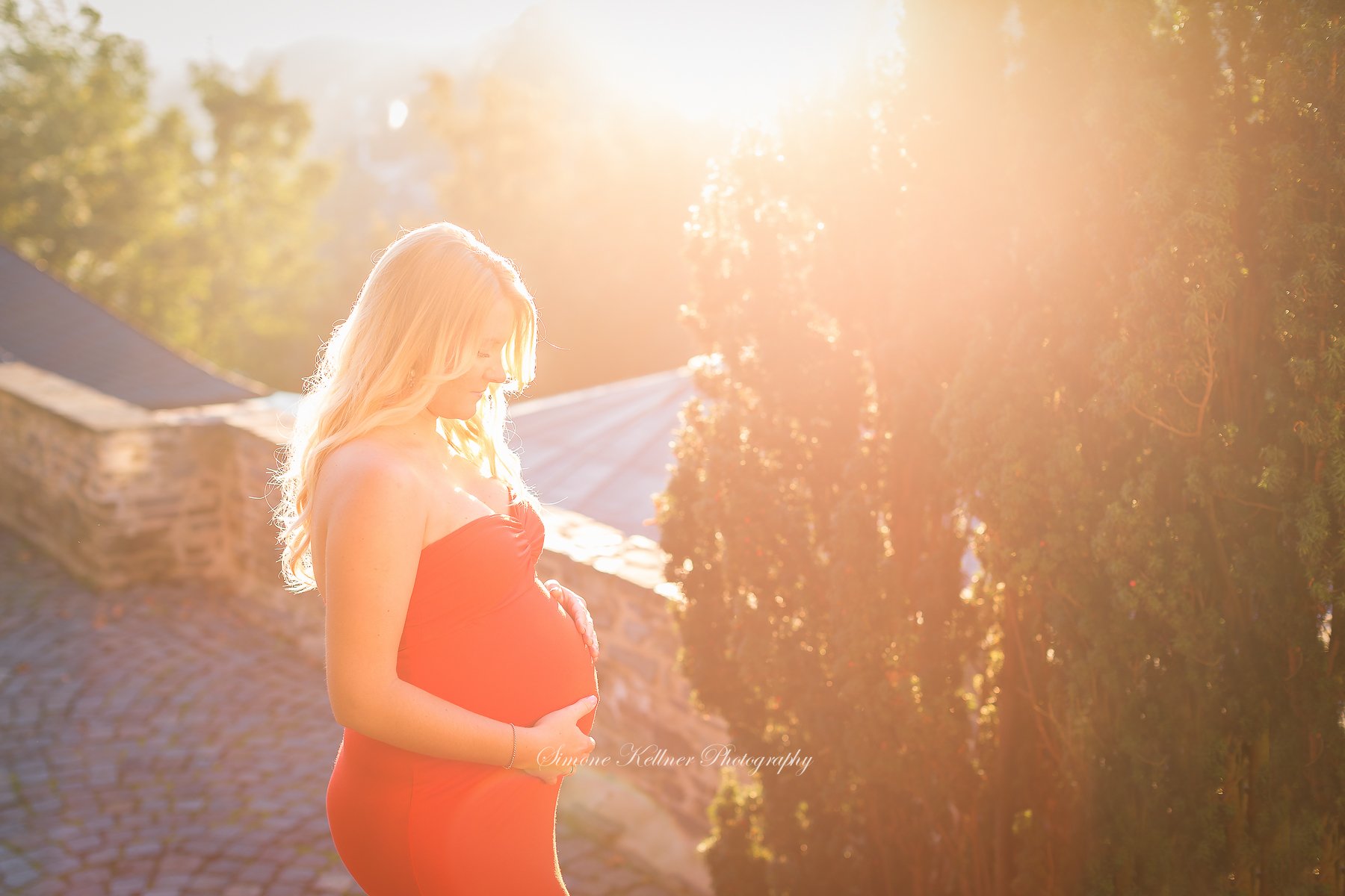 Schwangerschaft-Babybauch-Schwangerenfotografie-Babybauchfotos-Burgbrohl